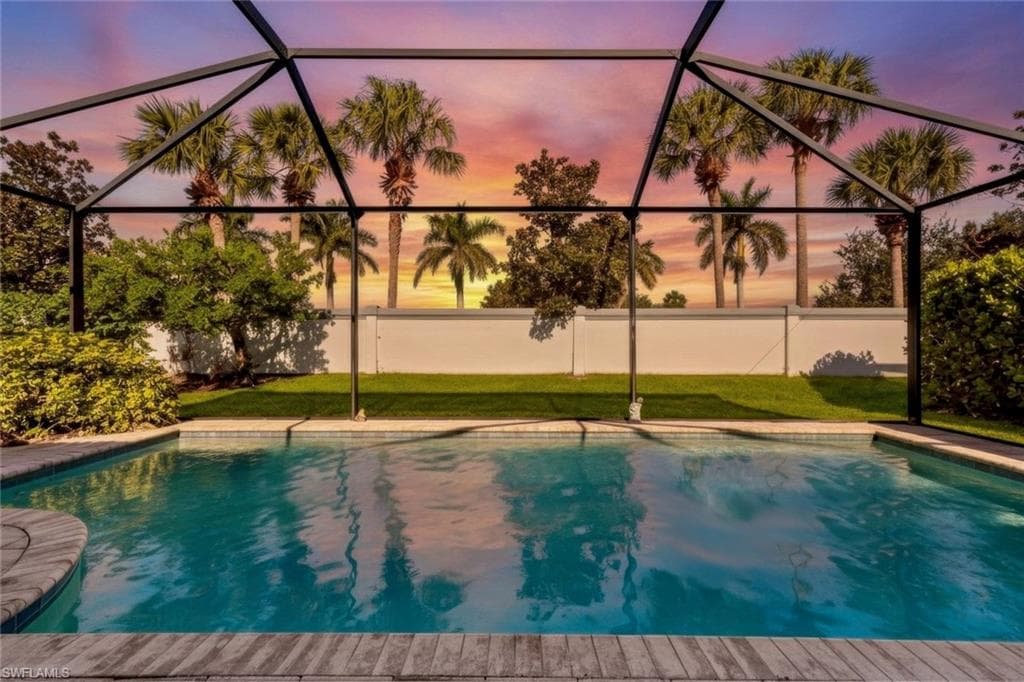 10101 FLORENCE CIR, NAPLES FL 34119-1