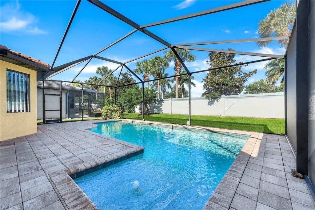 10101 FLORENCE CIR, NAPLES FL 34119-30