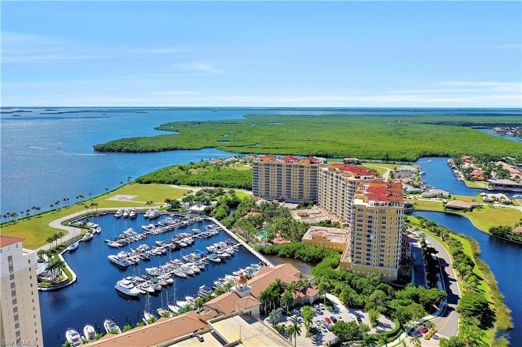 6081 Silver King BLVD # 404, CAPE CORAL FL 33914-25