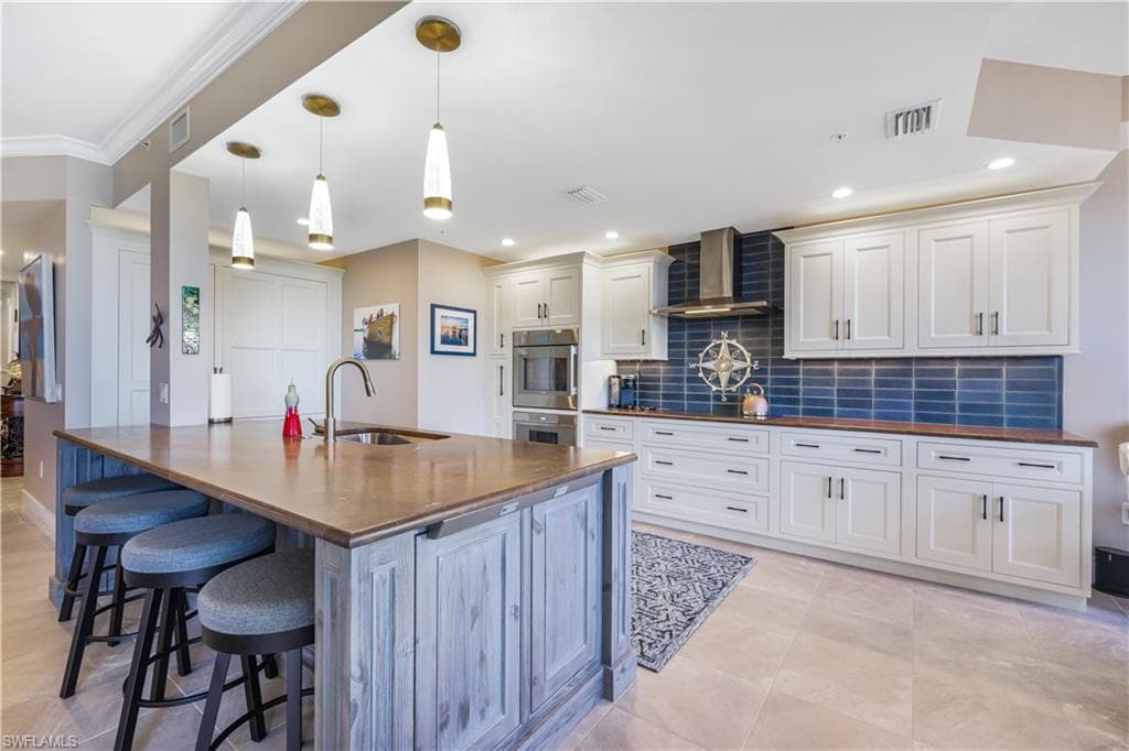 6081 Silver King BLVD 404-0
