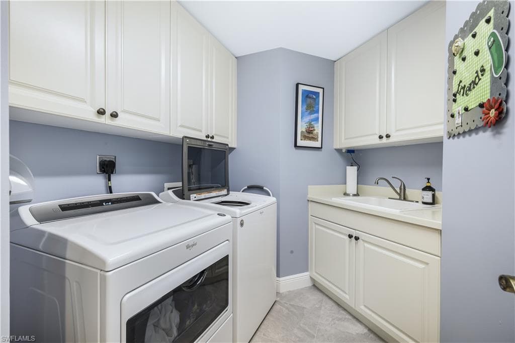 6081 Silver King BLVD # 404, CAPE CORAL FL 33914-29