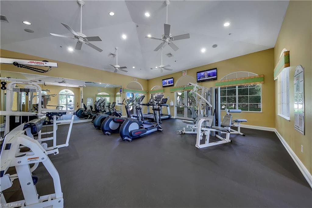 6081 Silver King BLVD # 404, CAPE CORAL FL 33914-44