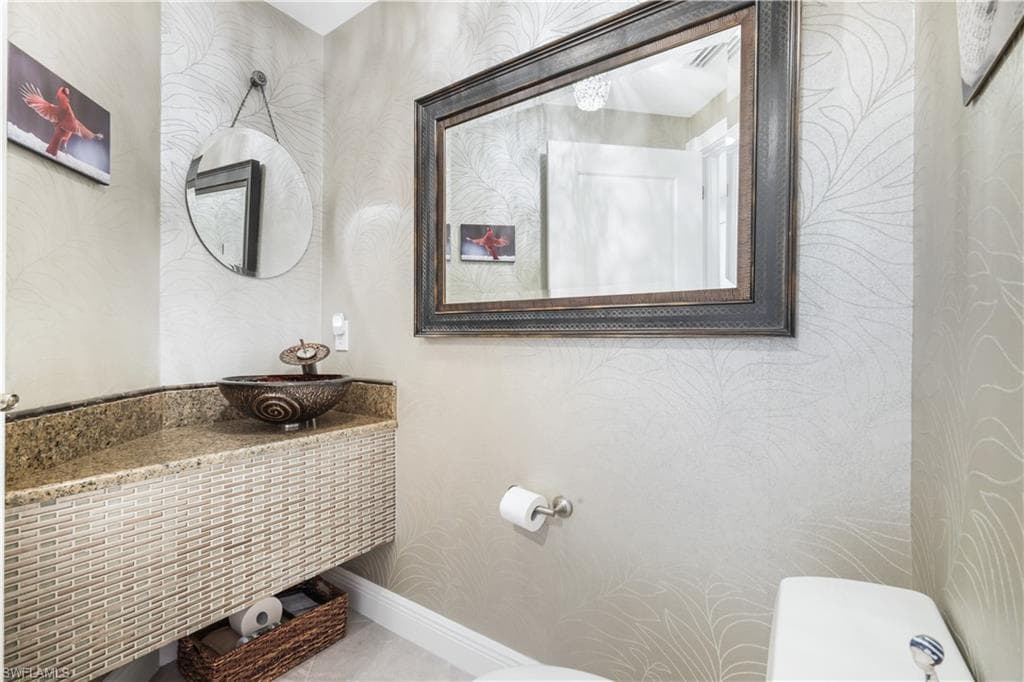 6081 Silver King BLVD # 404, CAPE CORAL FL 33914-18