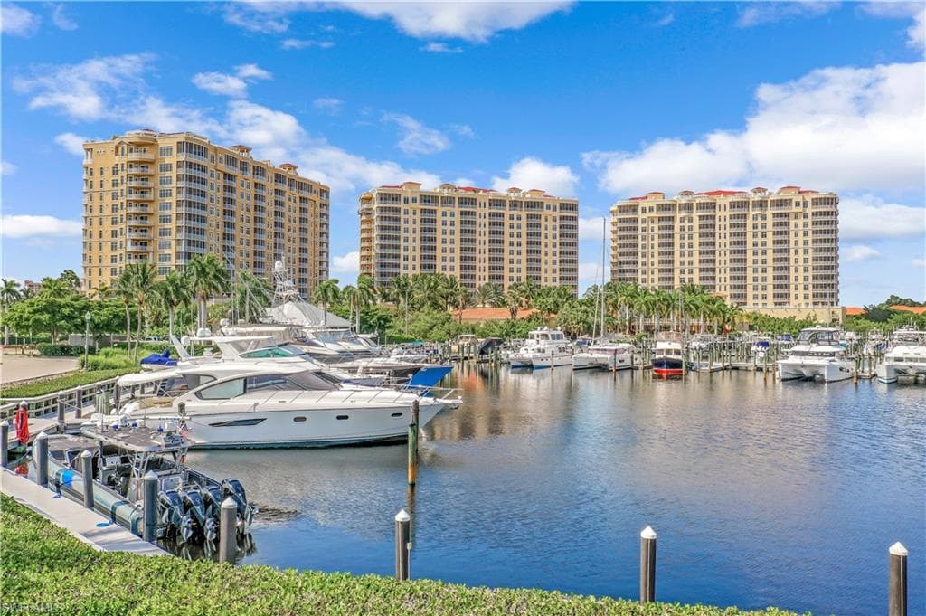 6081 Silver King BLVD # 404, CAPE CORAL FL 33914-39