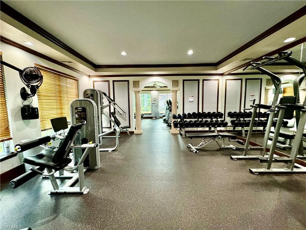1200 Reserve WAY # 103, NAPLES FL 34105-22