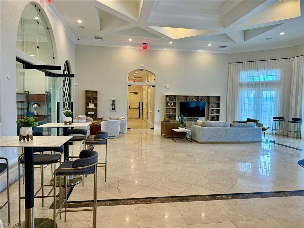 7009 Romana WAY # 1605, NAPLES FL 34119-23