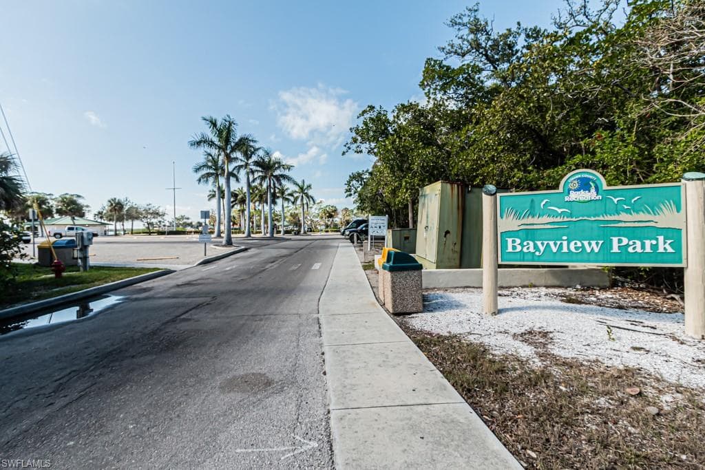 1881 Danford ST, NAPLES FL 34112-27