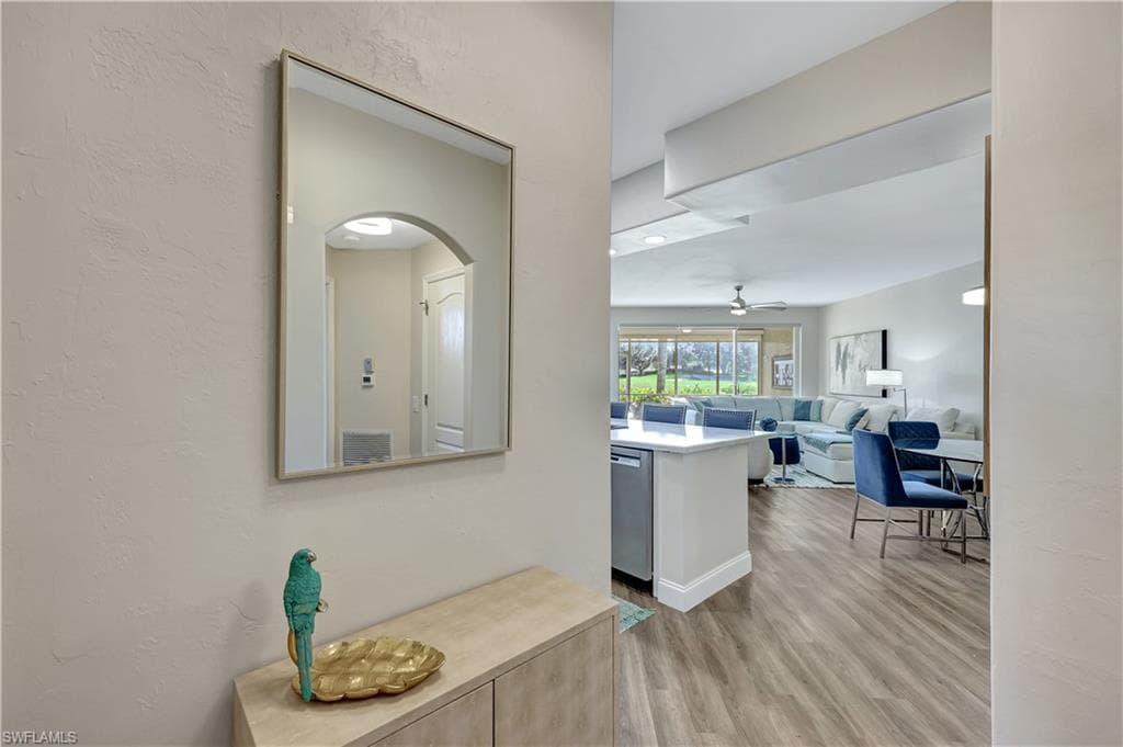 9020 Spring Run BLVD # 604, ESTERO FL 34135-4