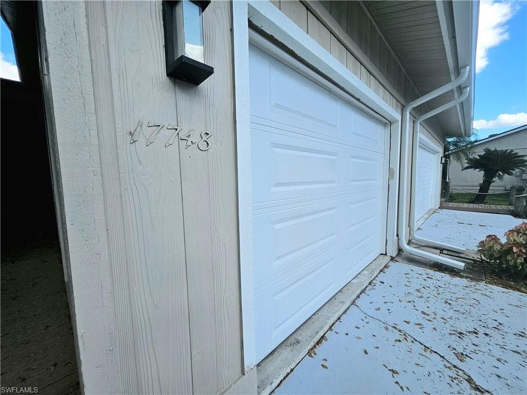 17748 port boca CT, FORT MYERS FL 33908-1