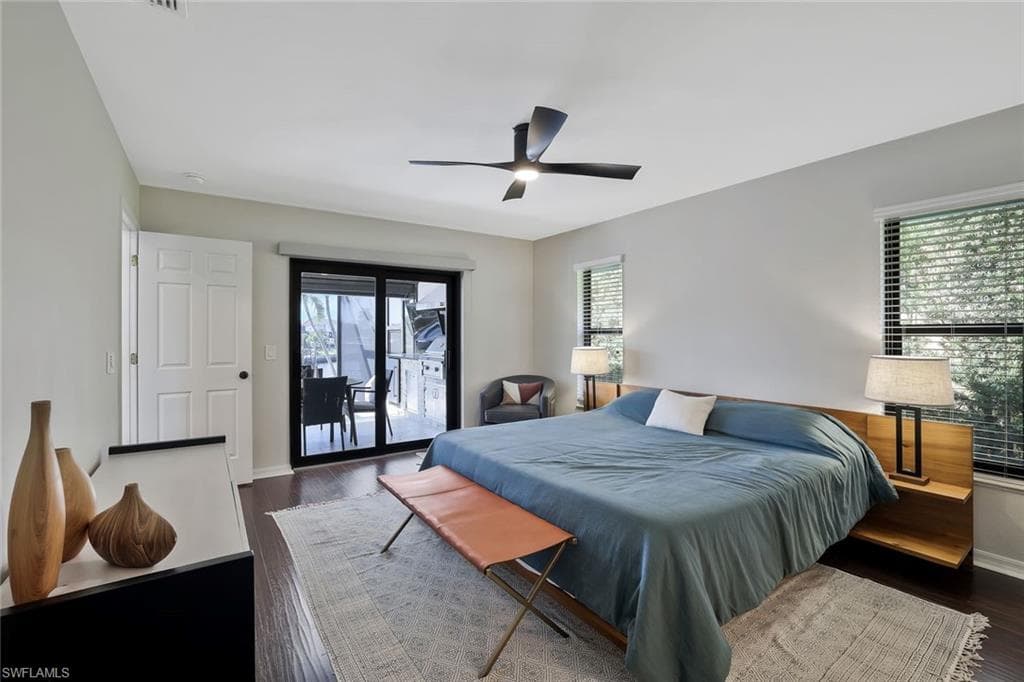 50 Copperfield CT, MARCO ISLAND FL 34145-21