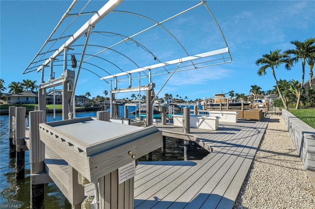 50 Copperfield CT, MARCO ISLAND FL 34145-35