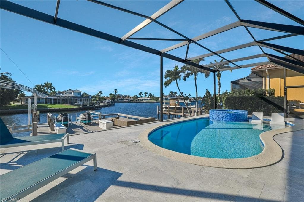 50 Copperfield CT, MARCO ISLAND FL 34145-33