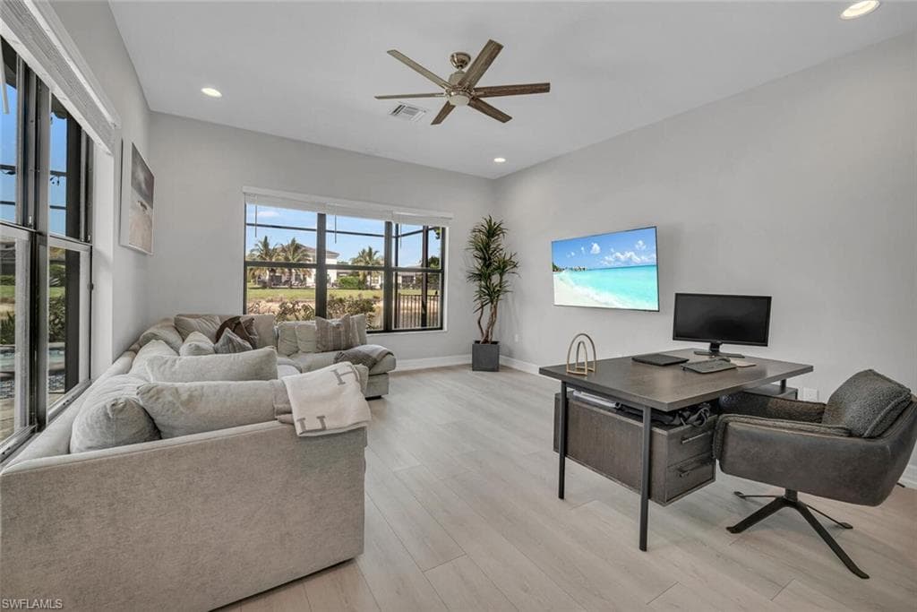 4541 Azalea DR, NAPLES FL 34119-15