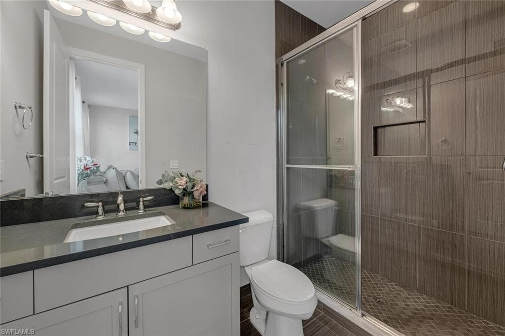 4541 Azalea DR, NAPLES FL 34119-25