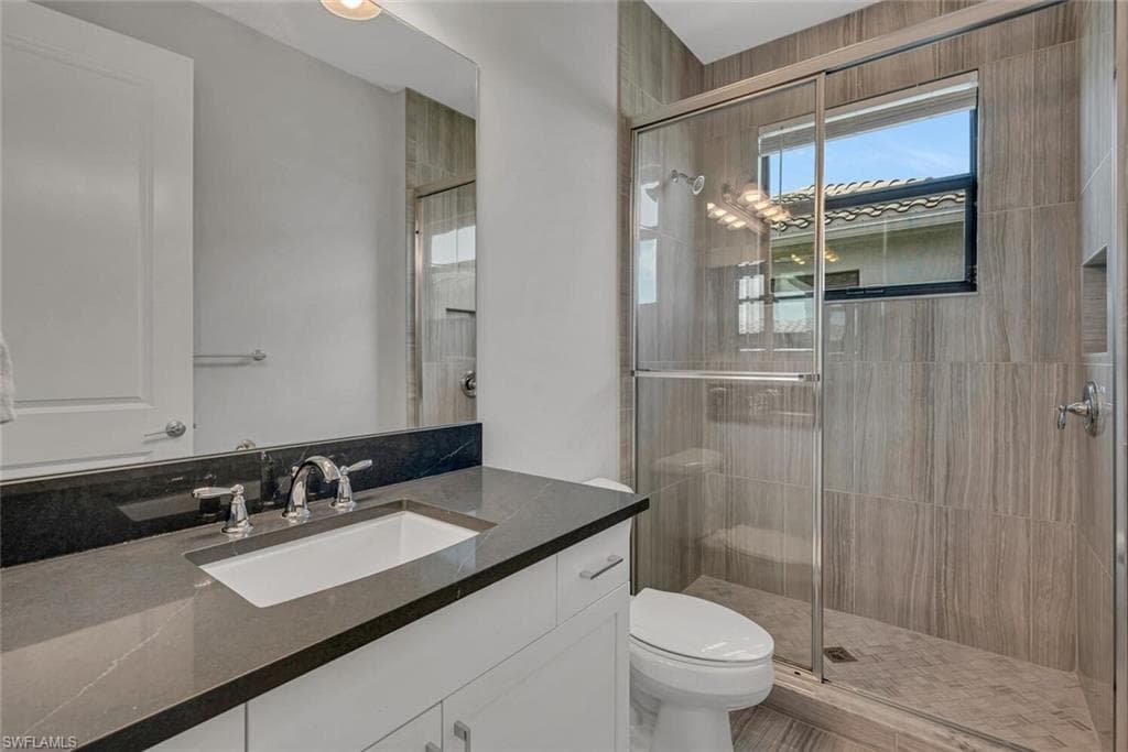 4541 Azalea DR, NAPLES FL 34119-23