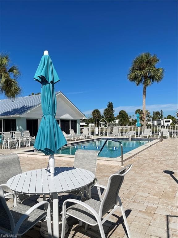 13681 Ovenbird DR, FORT MYERS FL 33908-4