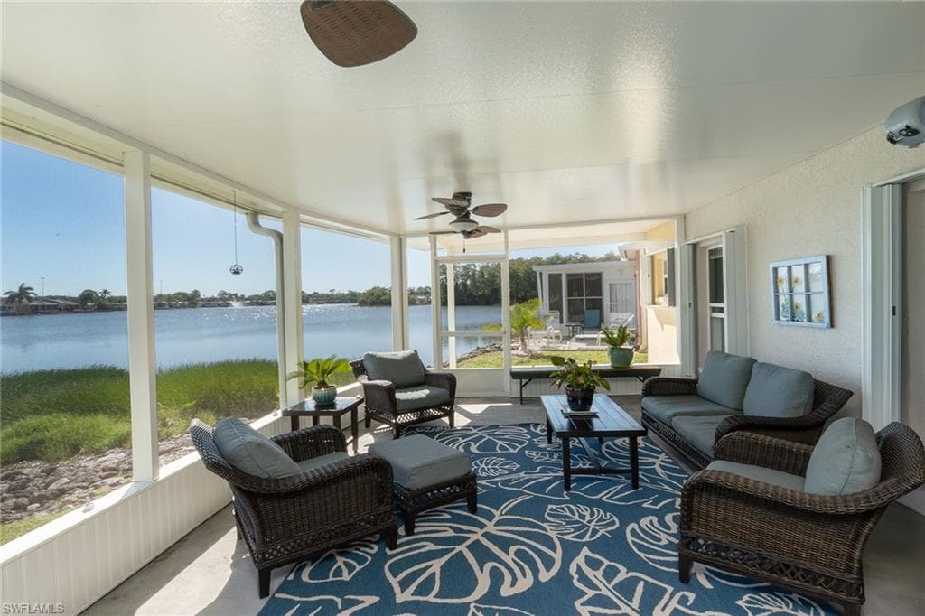 10713 Pearl Bay CIR, ESTERO FL 33928-1