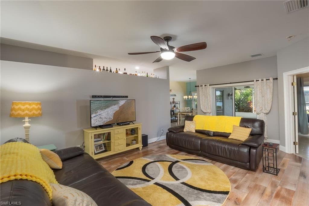 10713 Pearl Bay CIR, ESTERO FL 33928-8