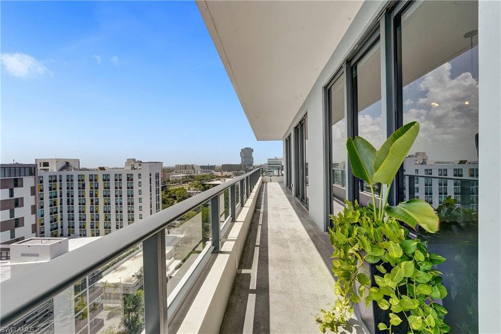 2960 NE 207 ST # 1205, AVENTURA FL 33180-46