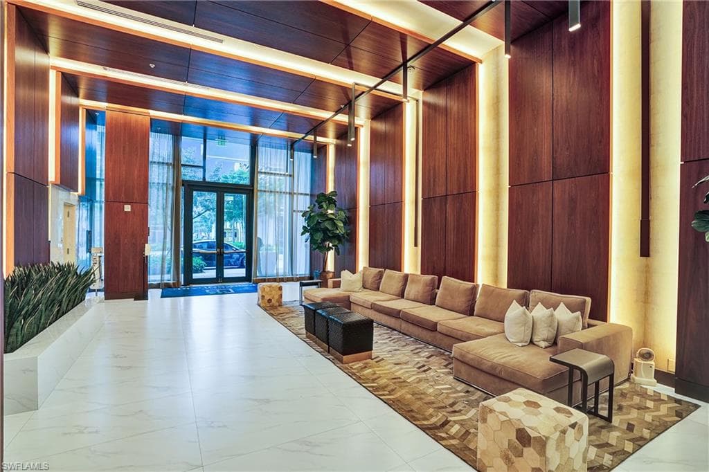 2960 NE 207 ST # 1205, AVENTURA FL 33180-3