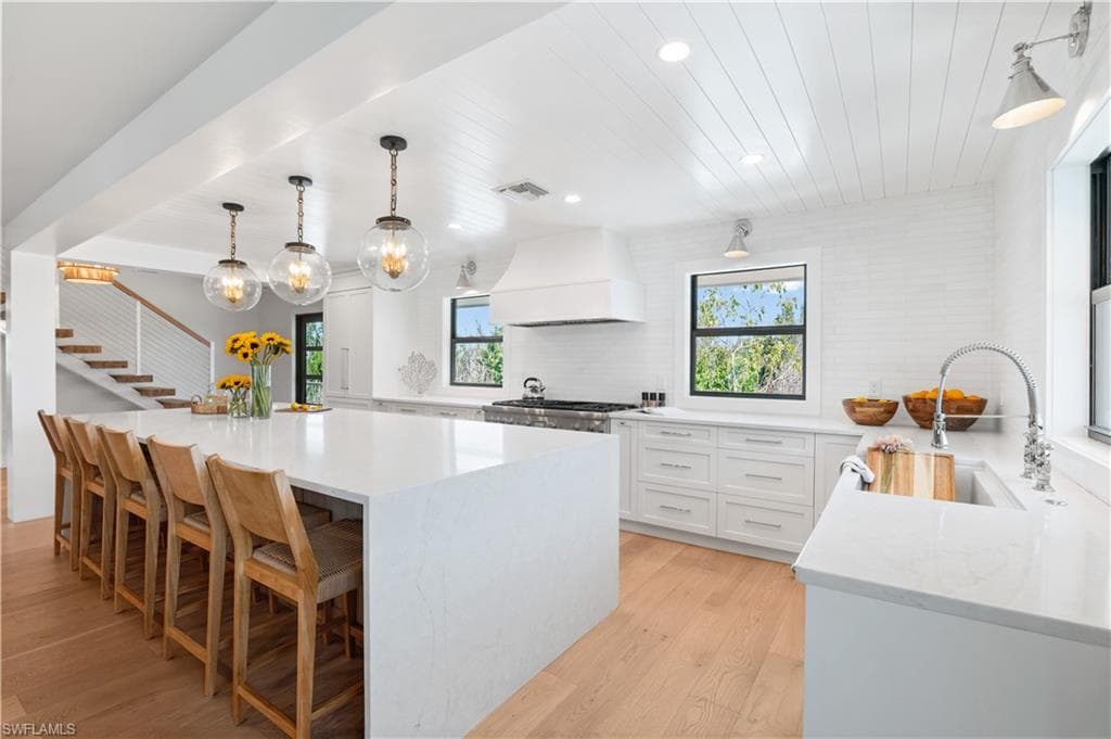 24 Beach Homes, CAPTIVA FL 33924-6