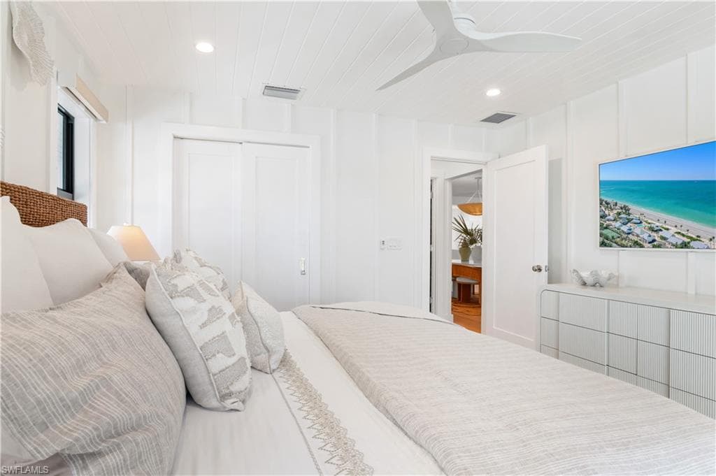 24 Beach Homes, CAPTIVA FL 33924-19