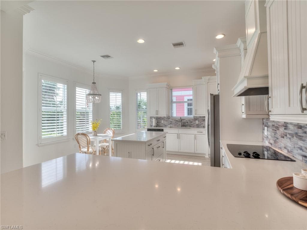 282/276 Delmar AVE, FORT MYERS BEACH FL 33931-31