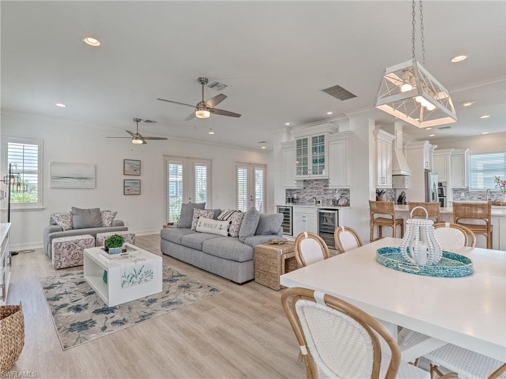 282/276 Delmar AVE, FORT MYERS BEACH FL 33931-13