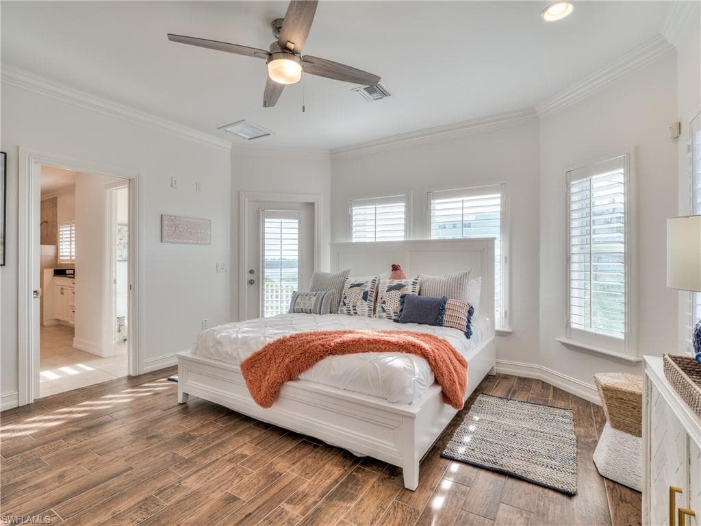 282/276 Delmar AVE, FORT MYERS BEACH FL 33931-36