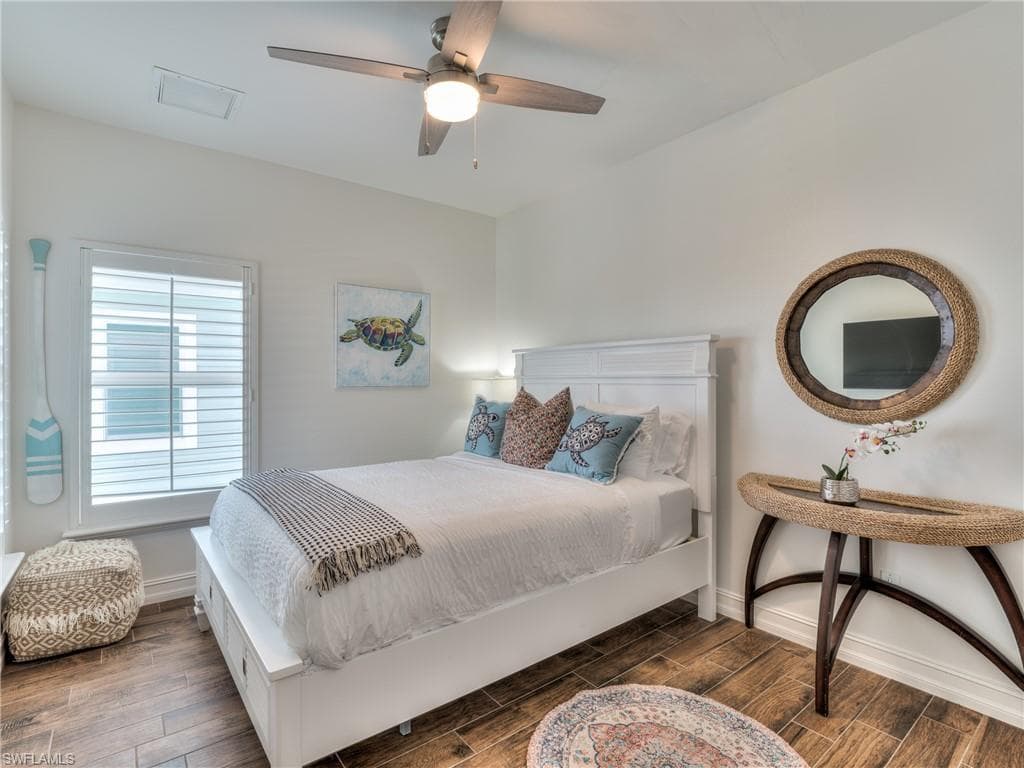 282/276 Delmar AVE, FORT MYERS BEACH FL 33931-38