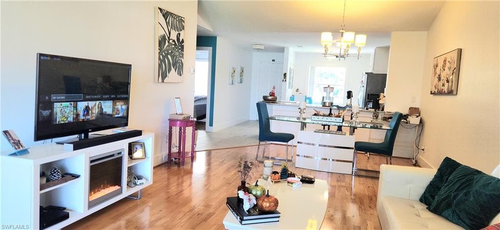 1330 Derbyshire CT # E203, NAPLES FL 34116-1