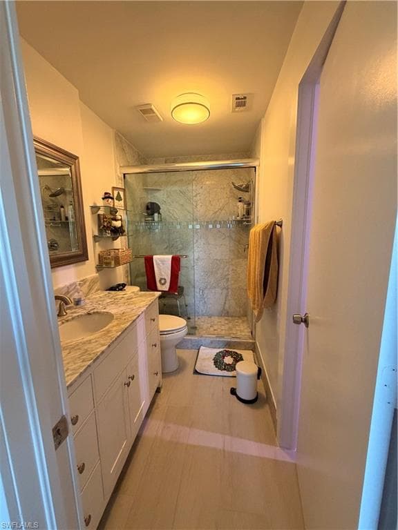 1330 Derbyshire CT # E203, NAPLES FL 34116-25