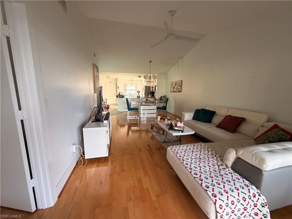 1330 Derbyshire CT # E203, NAPLES FL 34116-35