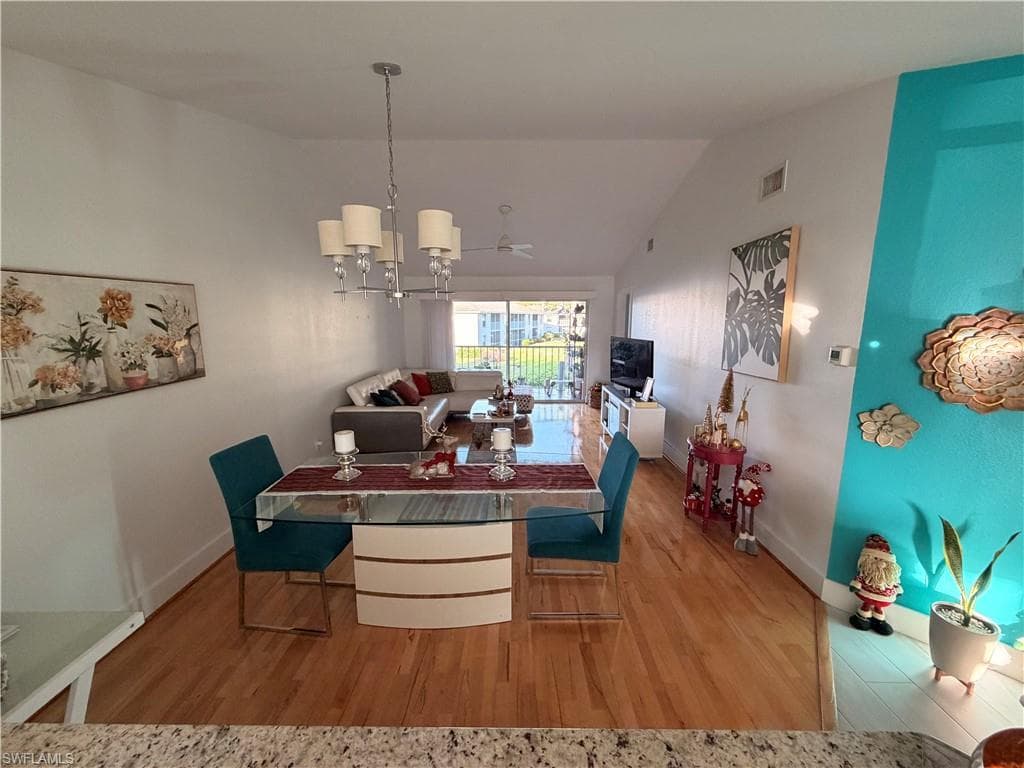 1330 Derbyshire CT # E203, NAPLES FL 34116-33