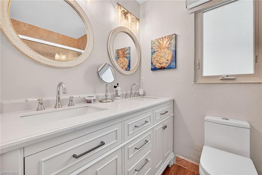 3311 Twin Lakes LN, SANIBEL FL 33957-13