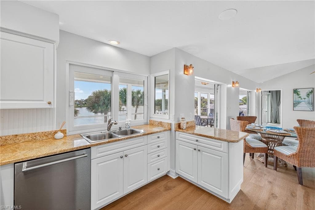 3311 Twin Lakes LN, SANIBEL FL 33957-7