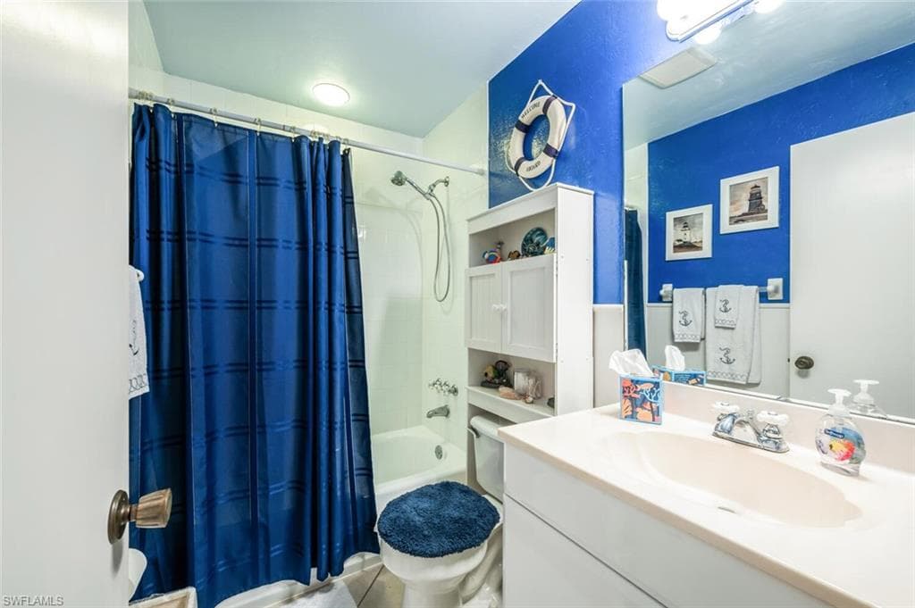 761 Pine Vale DR, NAPLES FL 34104-20