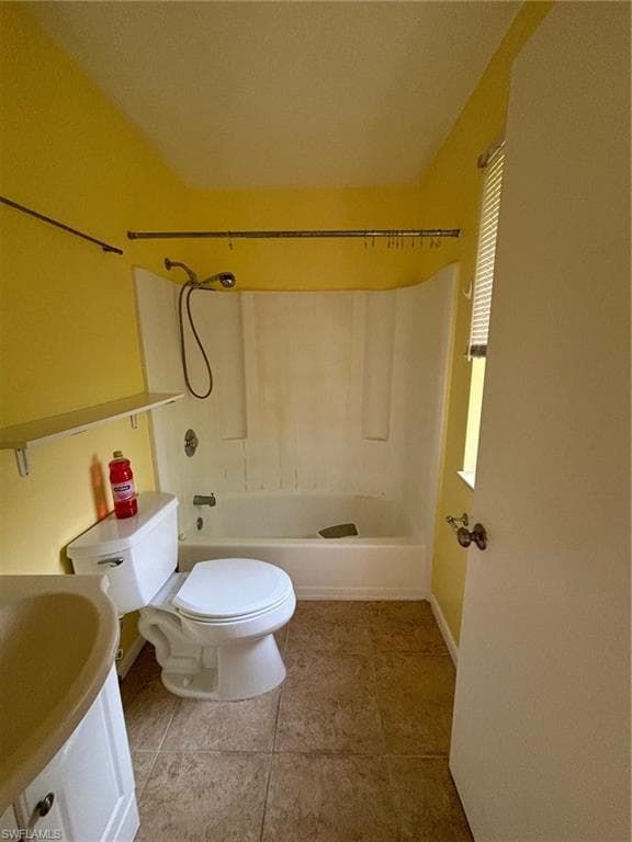 5386 16th PL SW # 4, NAPLES FL 34116-7