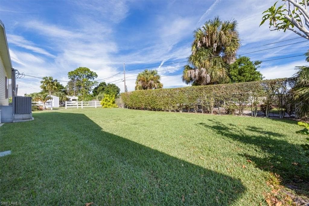 27268 Bourbonniere DR, BONITA SPRINGS FL 34135-22