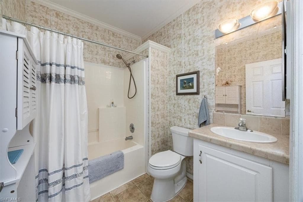 27268 Bourbonniere DR, BONITA SPRINGS FL 34135-15