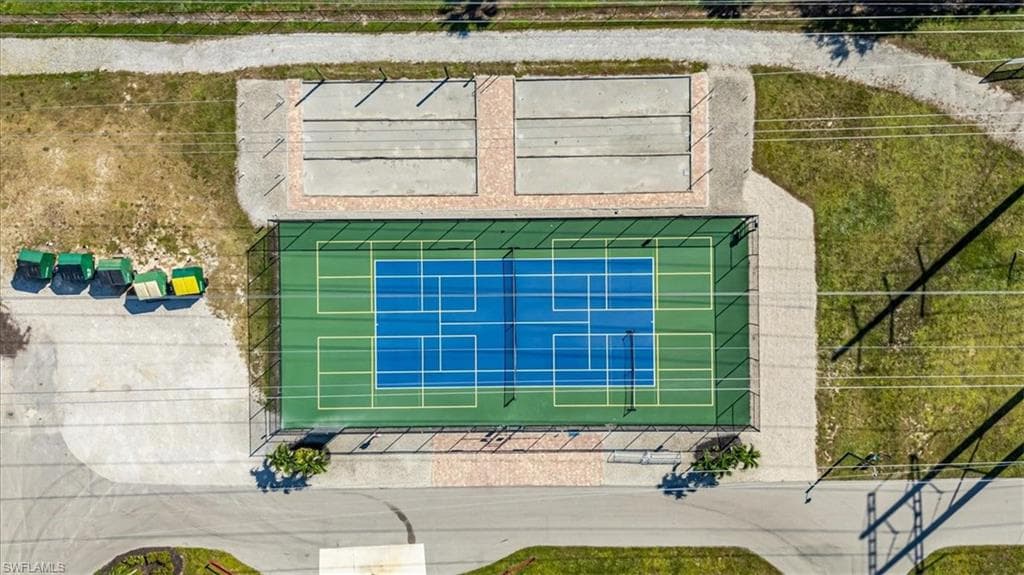 27268 Bourbonniere DR, BONITA SPRINGS FL 34135-27