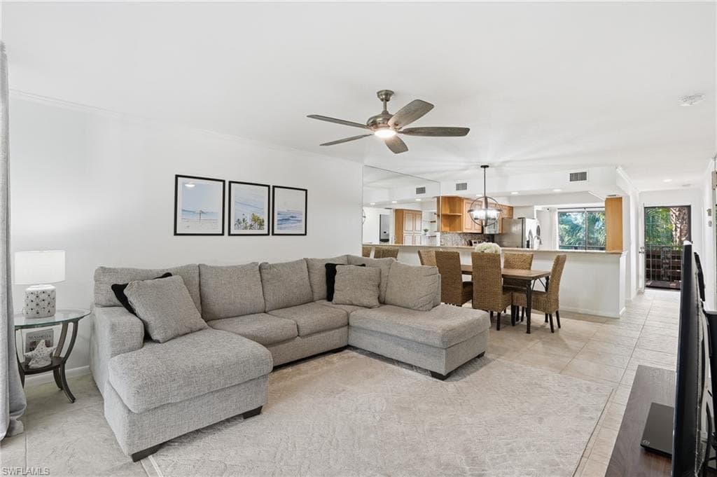 126 Pinebrook DR, FORT MYERS FL 33907-2