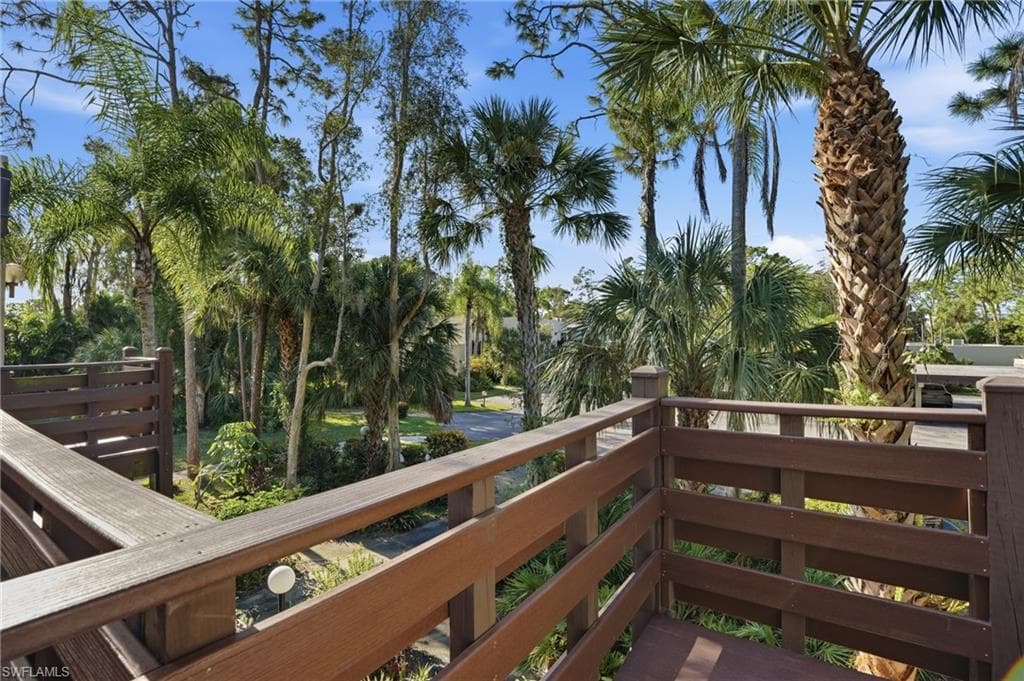 126 Pinebrook DR, FORT MYERS FL 33907-23