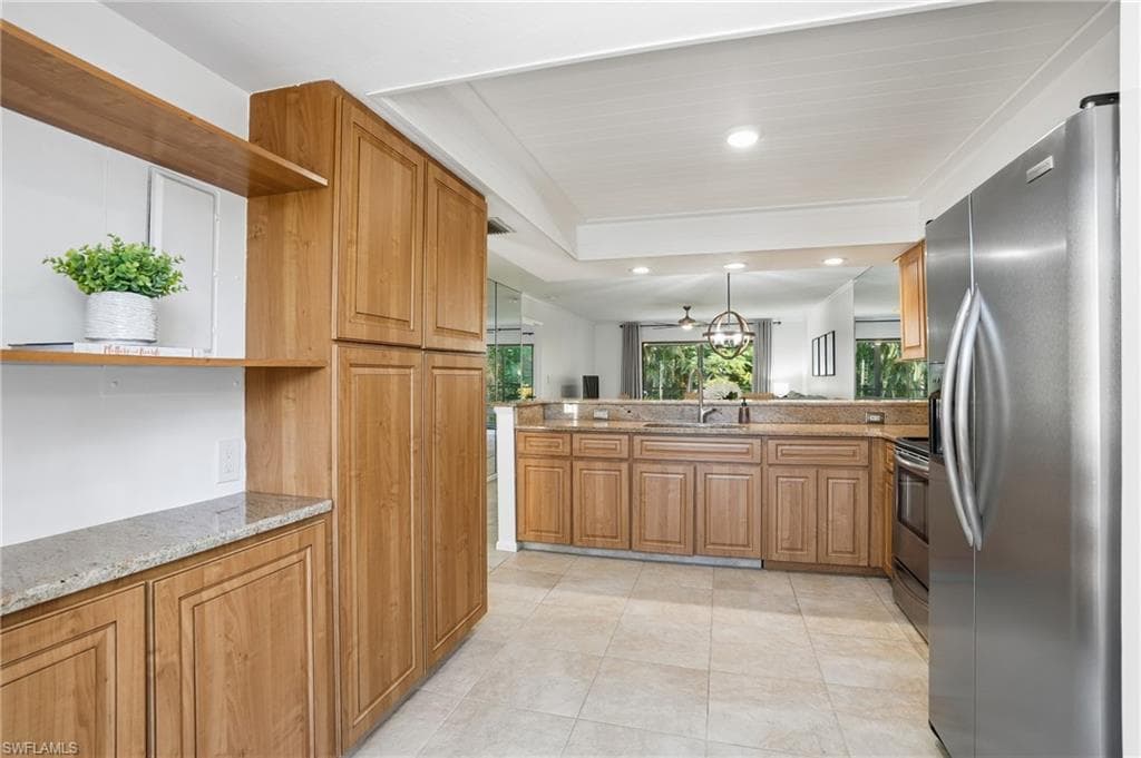 126 Pinebrook DR, FORT MYERS FL 33907-9