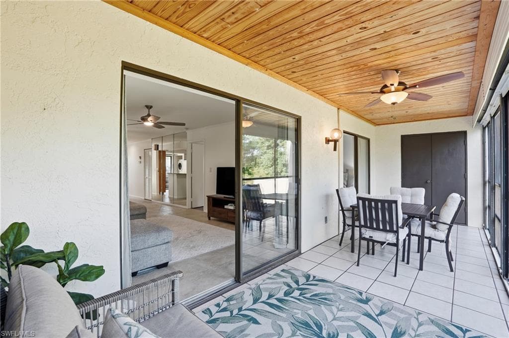 126 Pinebrook DR, FORT MYERS FL 33907-20