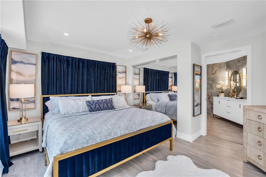 2649 Longboat DR, NAPLES FL 34104-11