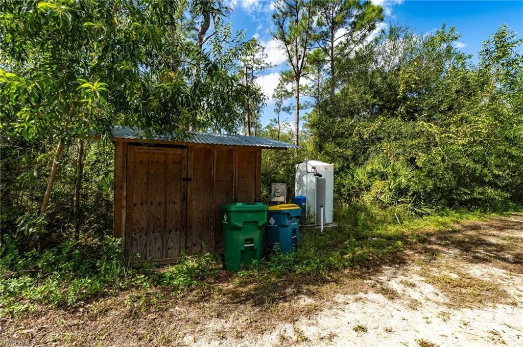 1065 Sanctuary RD, NAPLES FL 34120-16