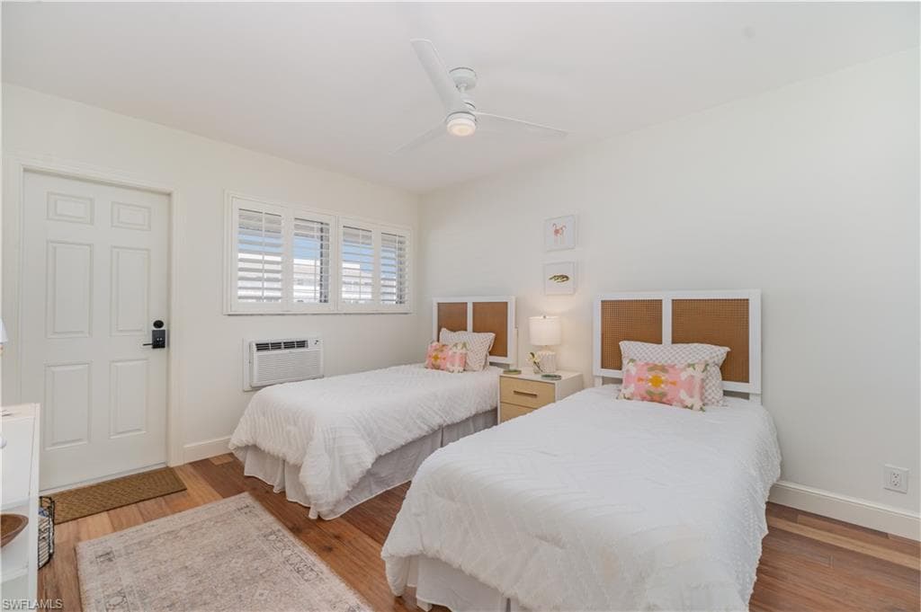 473 12th AVE S # B11, NAPLES FL 34102-11