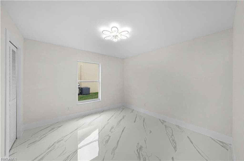 3832 Sabal Springs BLVD, NORTH FORT MYERS FL 33917-20