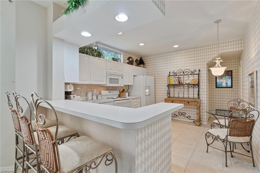 3412 Pointe Creek CT # 102, BONITA SPRINGS FL 34134-12